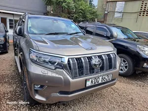 Toyota Land Cruiser Prado 2018 Gold