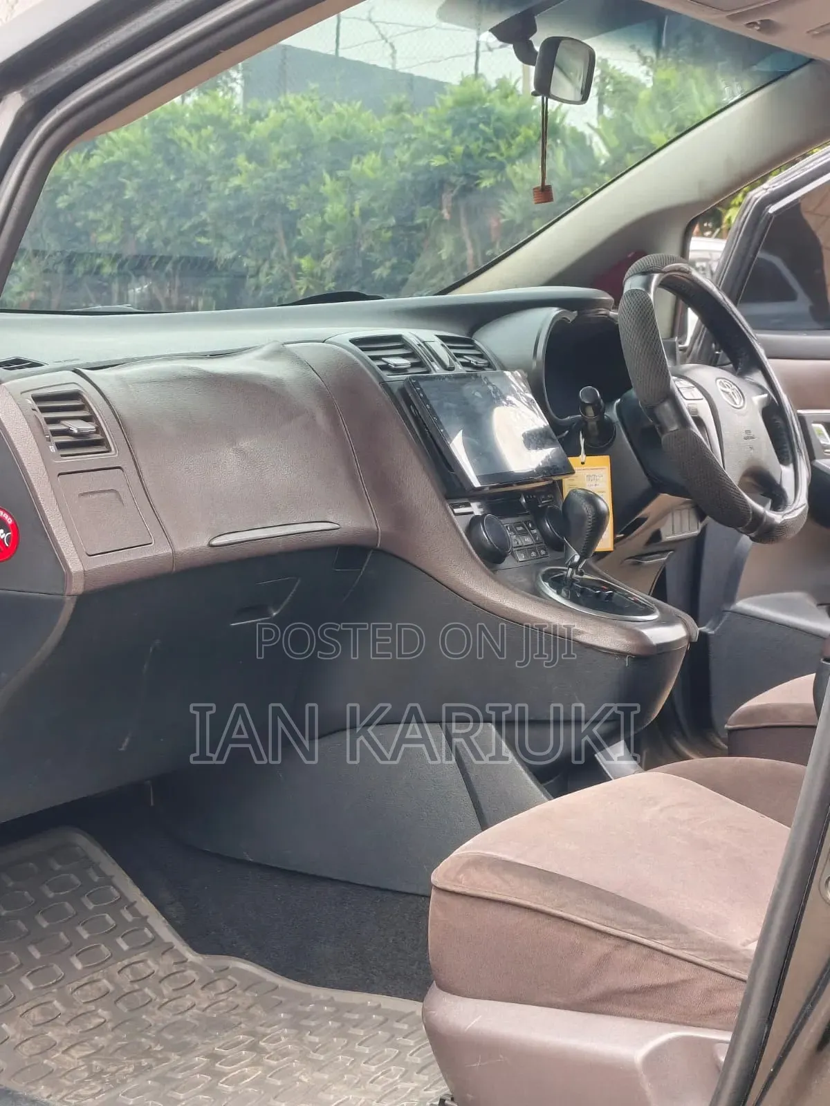 Toyota Mark X Zio 2009 Black