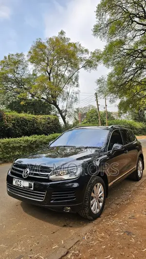 Volkswagen Touareg TDI Sport 2013