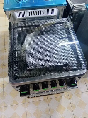 Syinix Full Gas Cooker With Spacious Oven