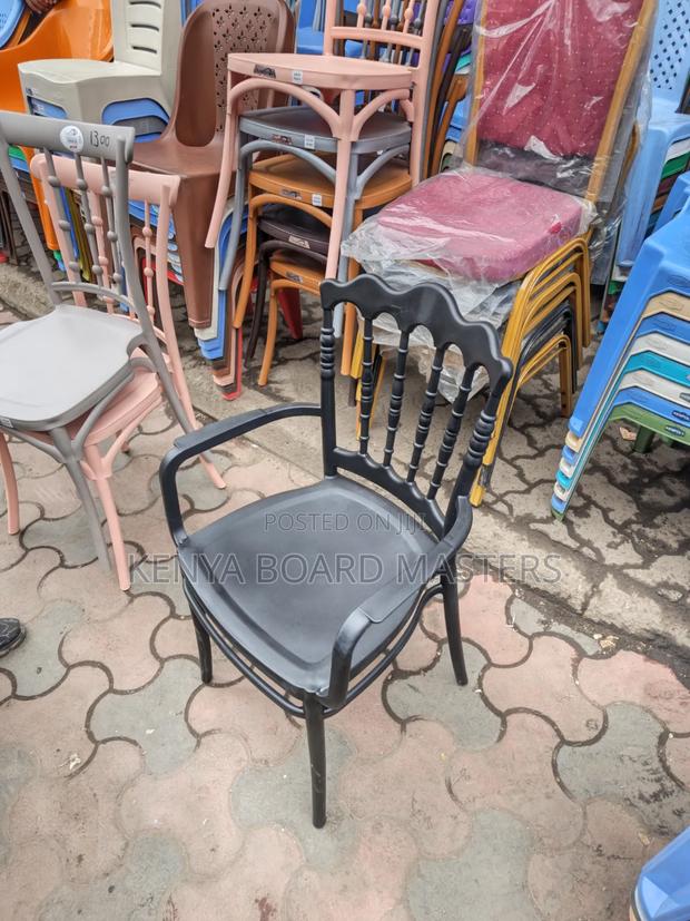Plastic Chairs, Unique Plastic Chairs for Homes