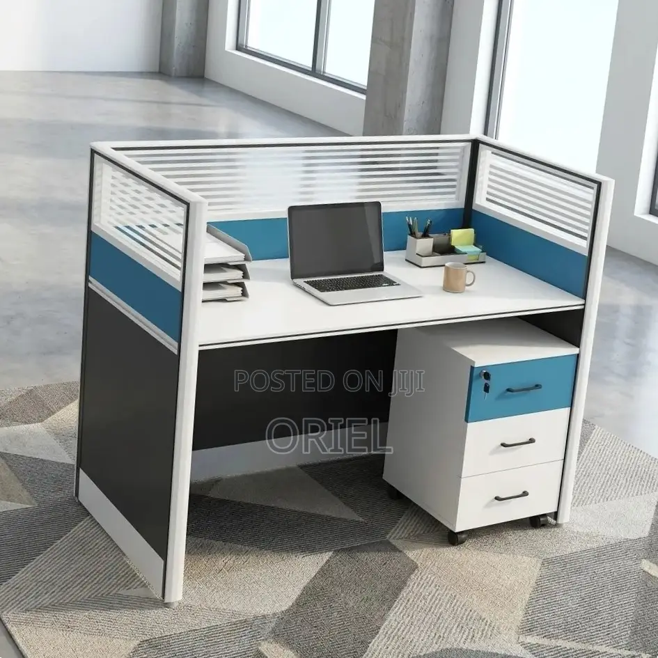 Office Workstation : 1-Way Modern Workstation