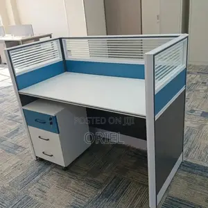 Office Workstation : 1-Way Modern Workstation