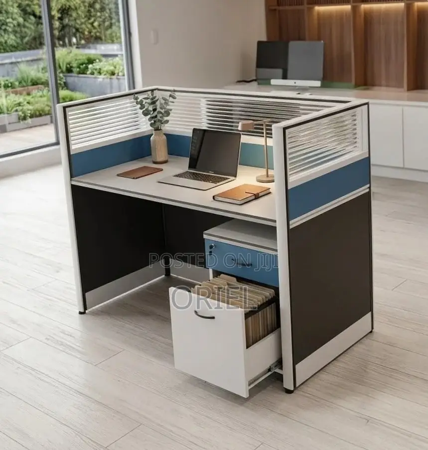 Office Workstation : 1-Way Modern Workstation
