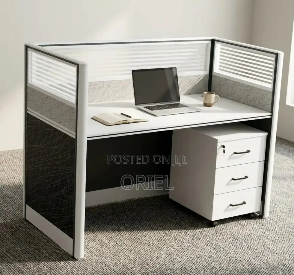 Office Workstation : 1-Way Modern Workstation