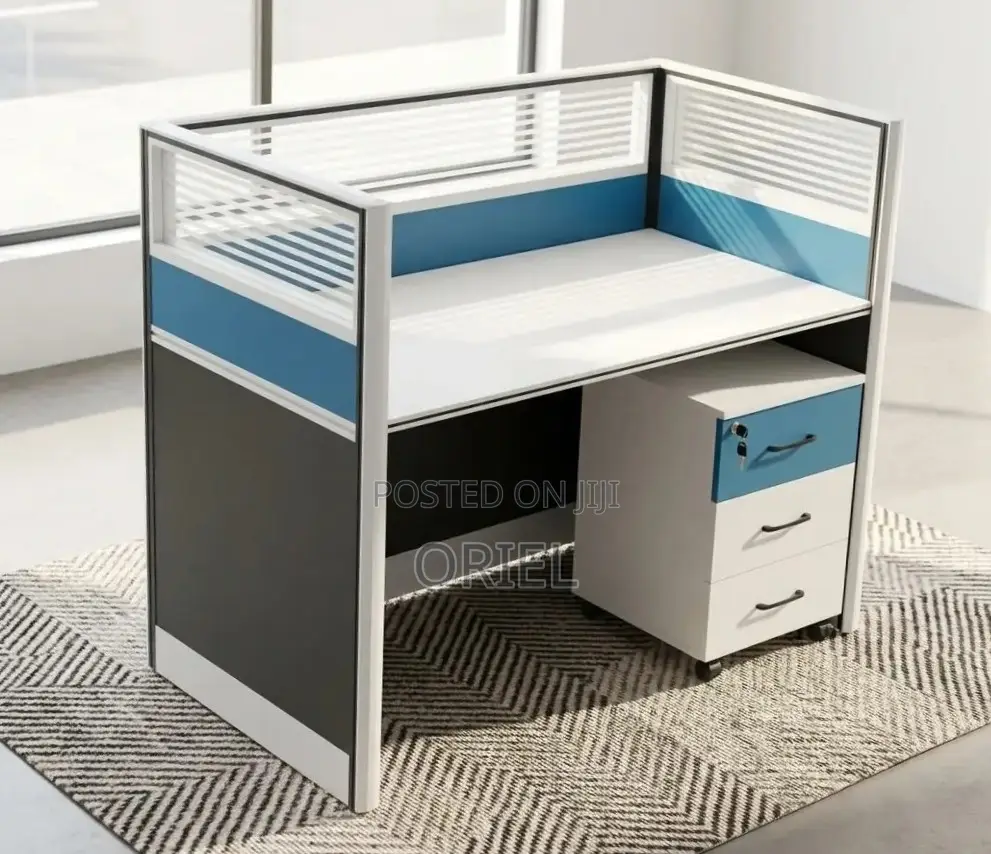 Office Workstation : 1-Way Modern Workstation