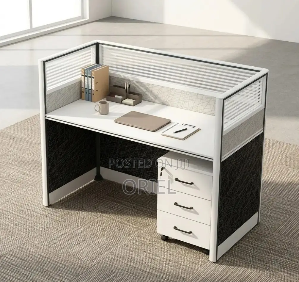 Office Workstation : 1-Way Modern Workstation
