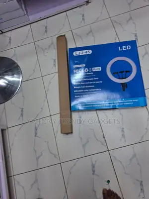 LJJ-45 18 Inch LED Ring Light With Tripod Phone Holder