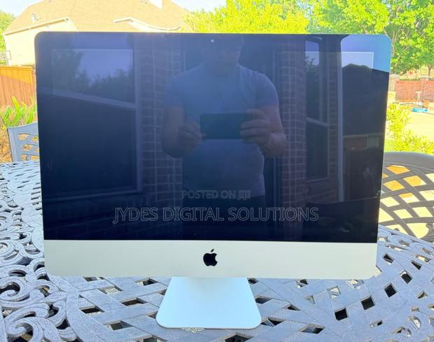 Desktop Computer Apple iMac 16GB Intel Core i5 SSD 256GB - main view