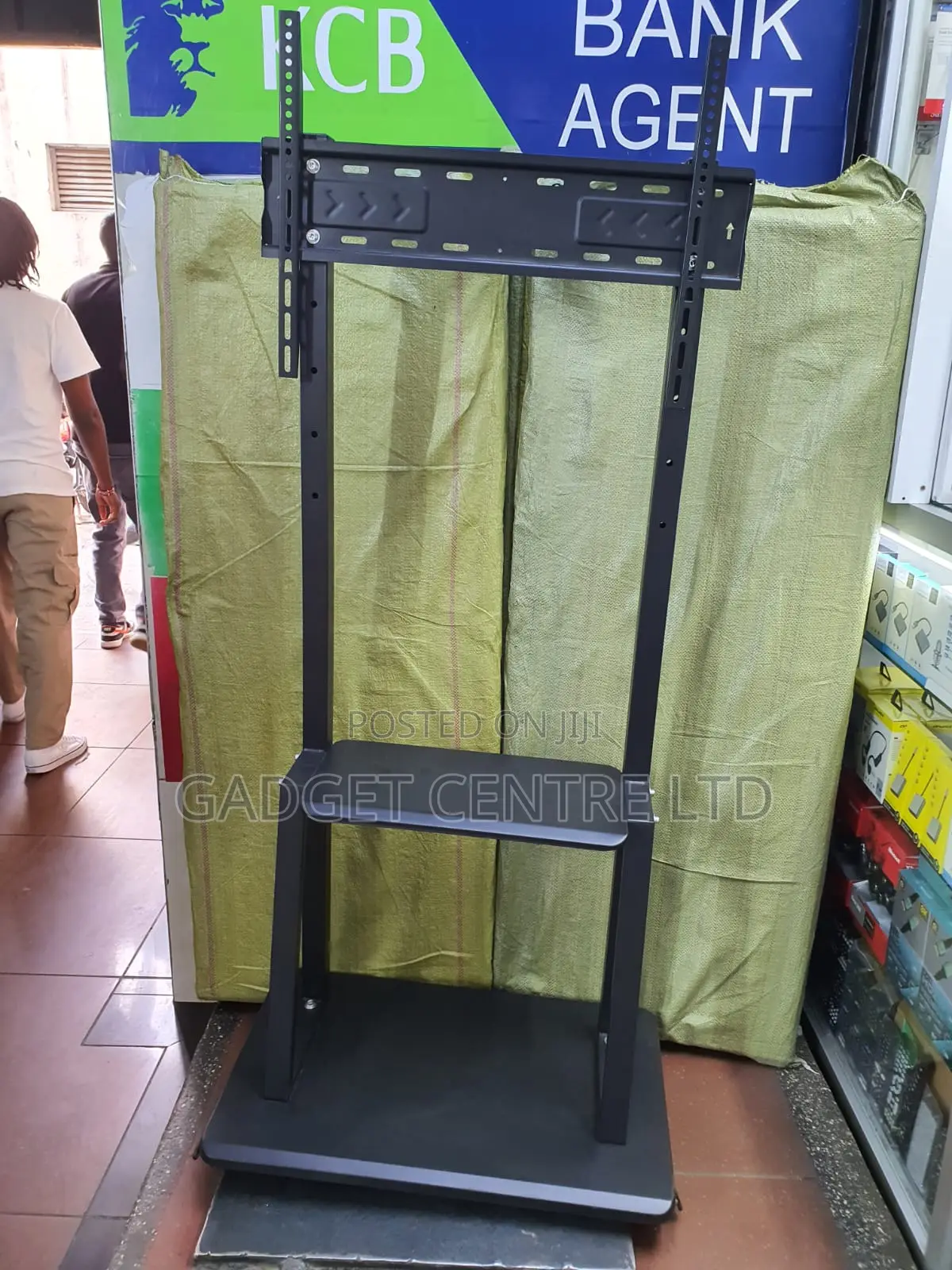 32 to 85inches TV Floor Stand