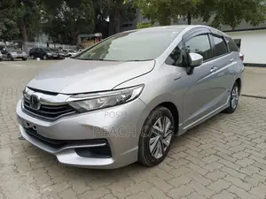 Honda Shuttle 2019 Silver