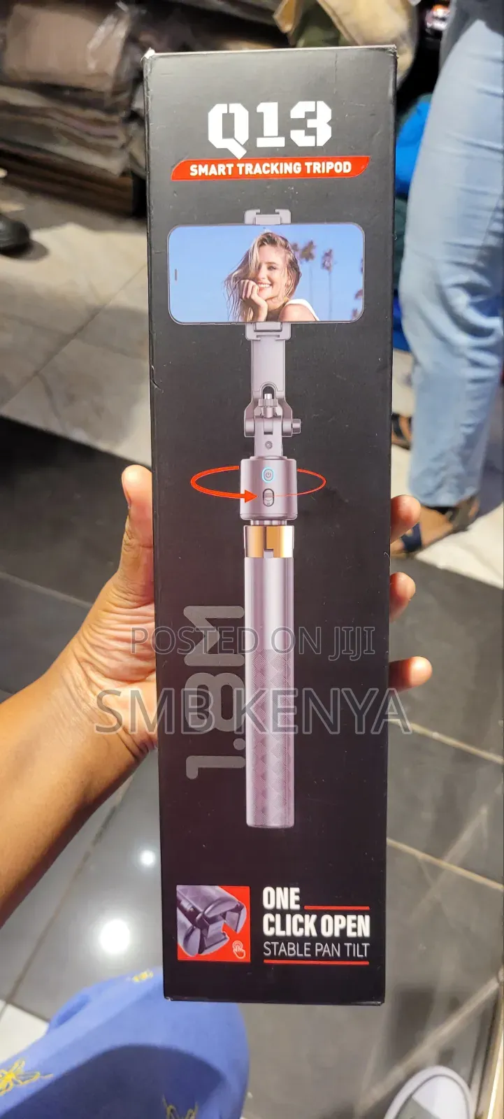 Q13 Auto Follow Selfie Stick