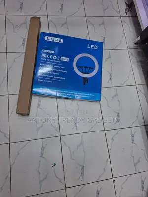LJJ-45 LED Ring Fill Light for Beauty Content Creation