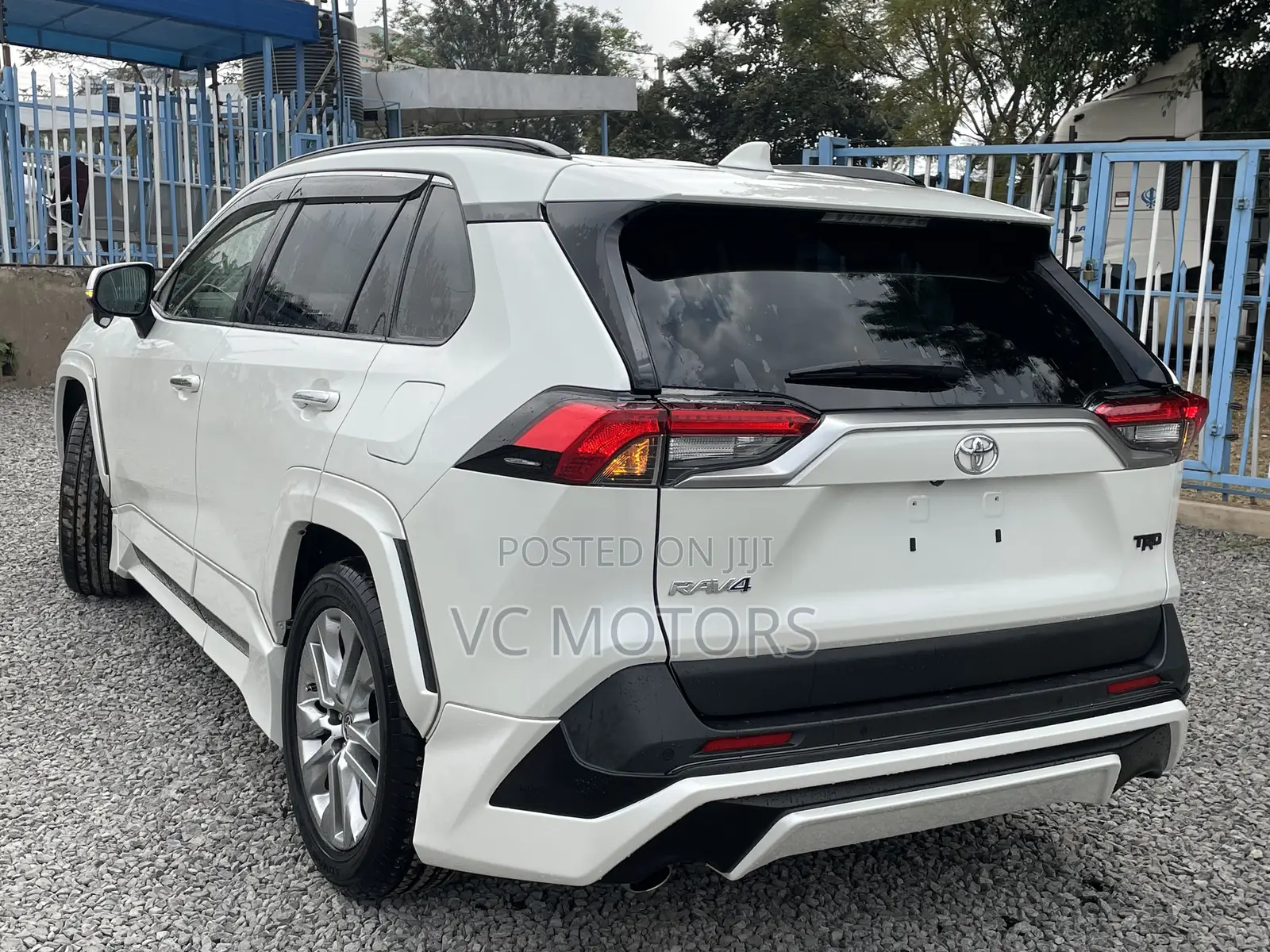 Toyota RAV4 TRD Off Road AWD 2020 White