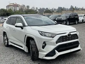 Toyota RAV4 TRD Off Road AWD 2020 White