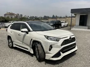 Toyota RAV4 TRD Off Road AWD 2020 White