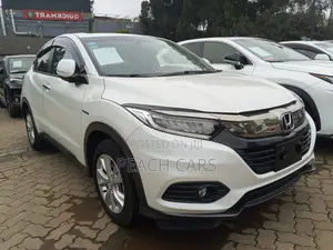 Honda Vezel 2019 White