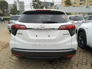 Honda Vezel 2019 White