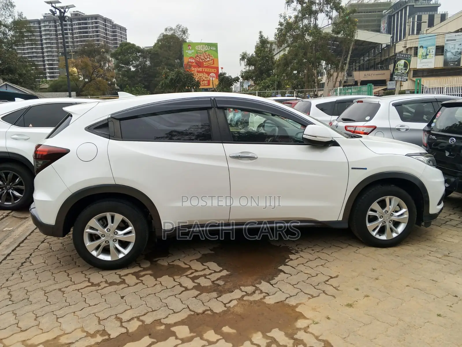 Honda Vezel 2019 White