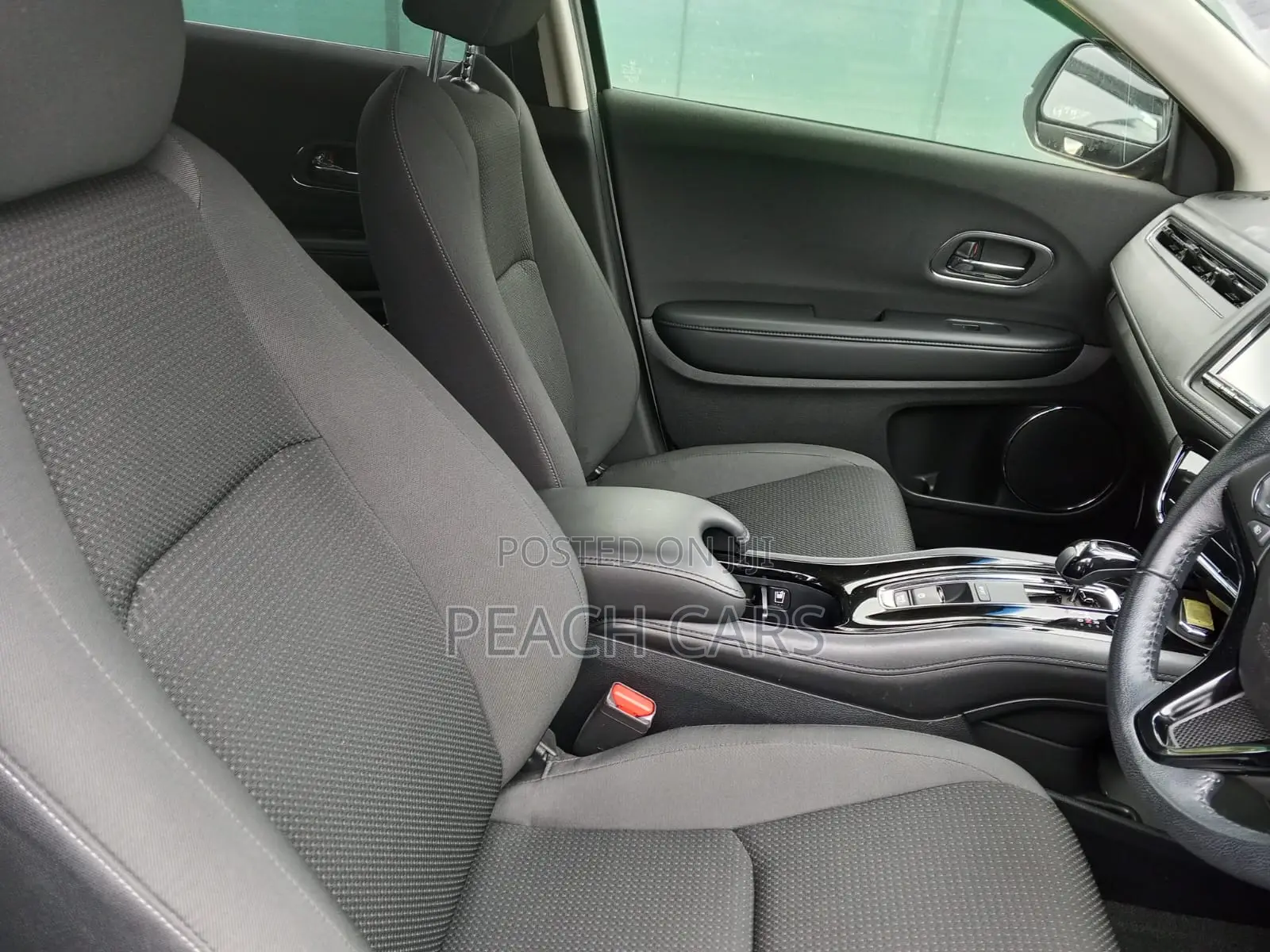 Honda Vezel 2019 White