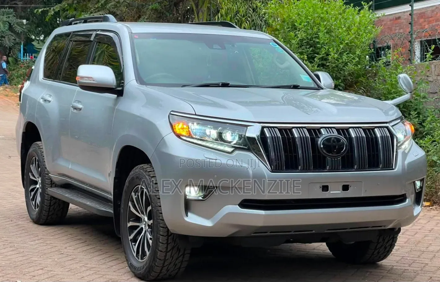 Toyota Land Cruiser Prado 2019 Silver