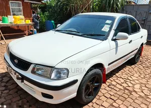 Nissan FB15 2004 White