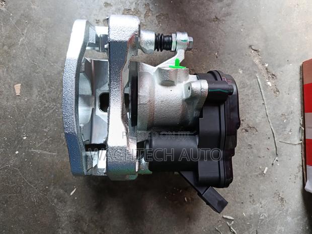 Rear Brake Pads Caliper Toyota Alphard - thumbnail 2