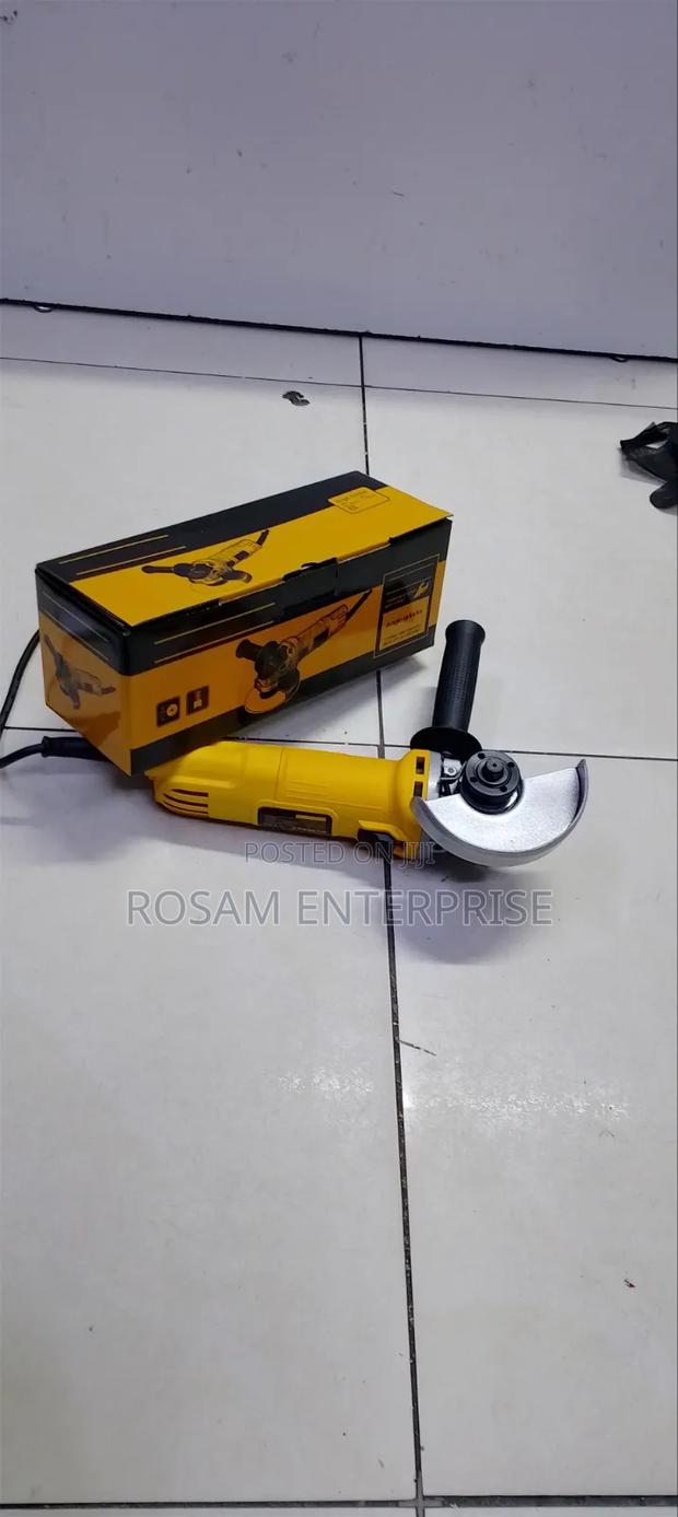 DeWalt Angle Grinder 4.5" - thumbnail 2
