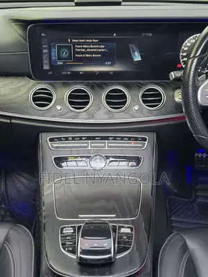 Mercedes-Benz E250 2018 Blue