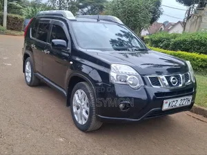 Nissan X-Trail 2.0 Petrol AWD 2013 Black