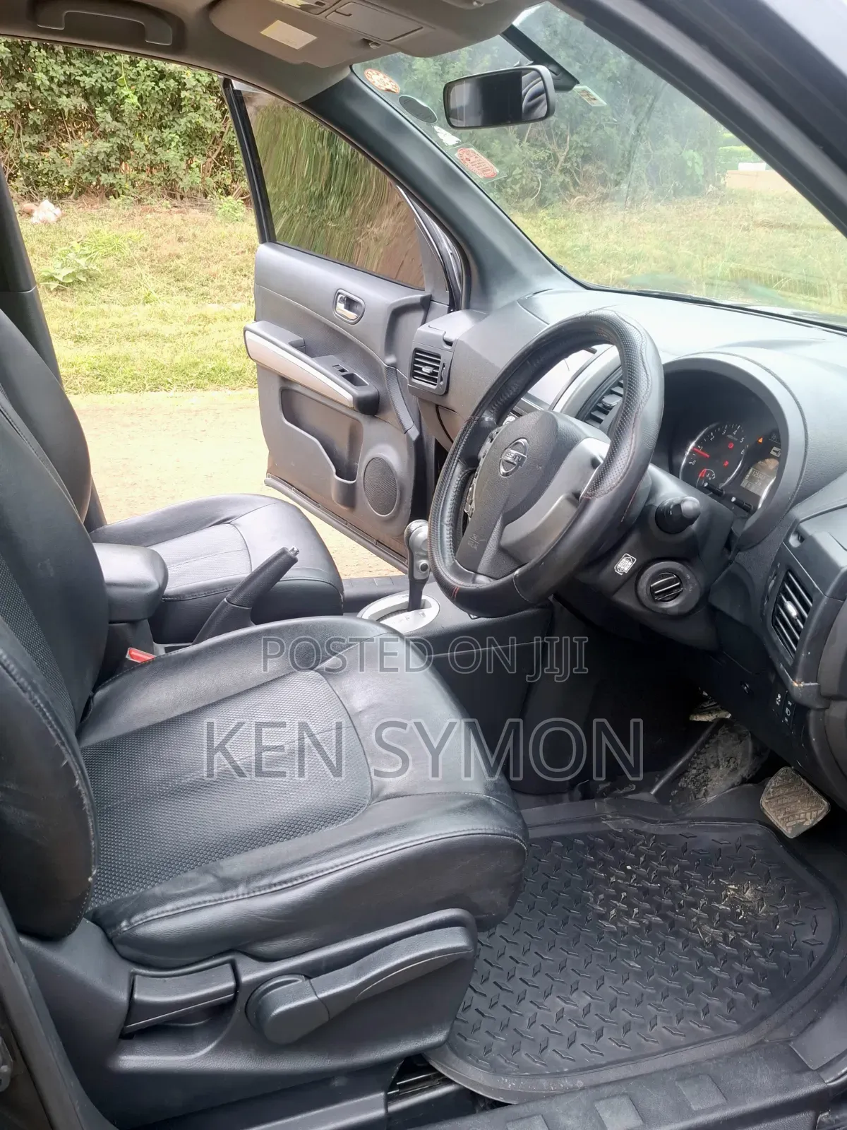Nissan X-Trail 2.0 Petrol AWD 2013 Black