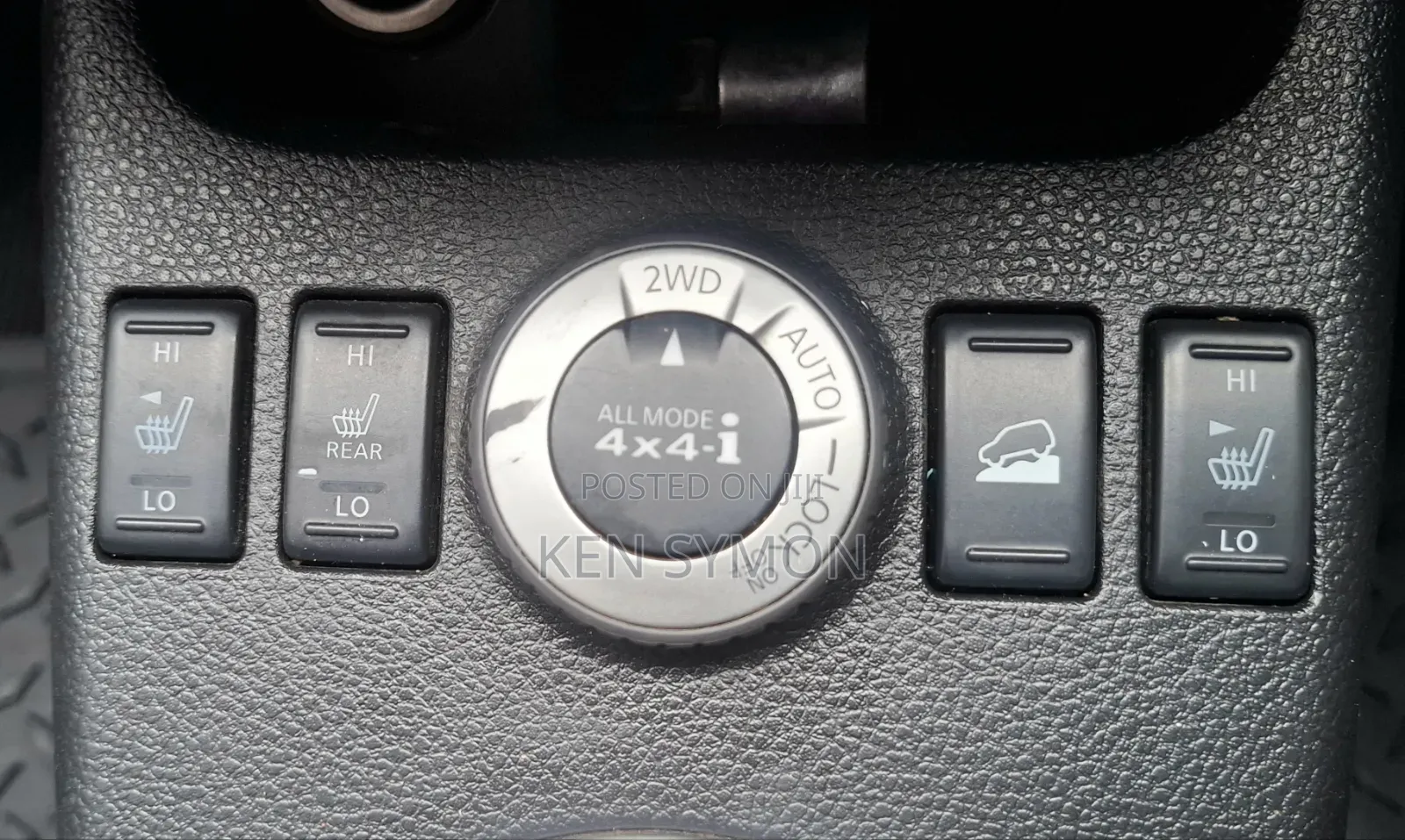Nissan X-Trail 2.0 Petrol AWD 2013 Black