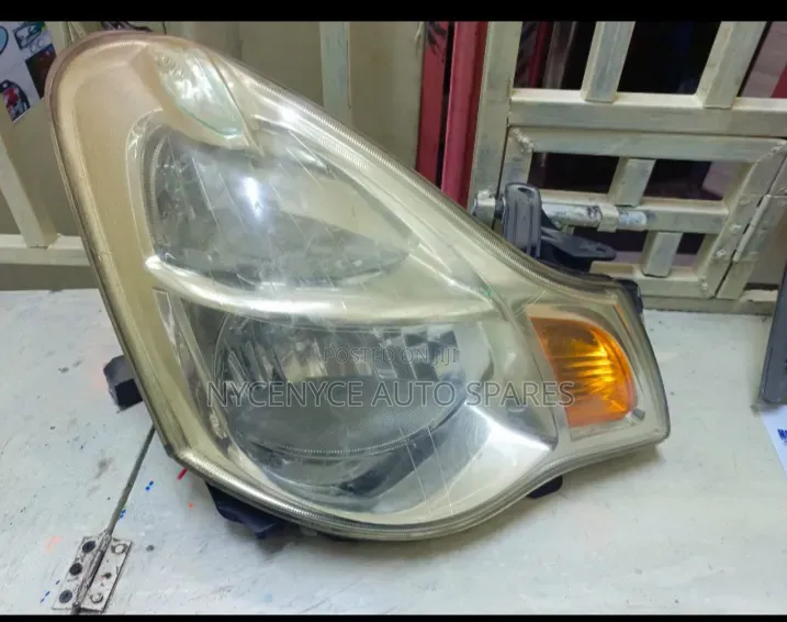 Nissan N17