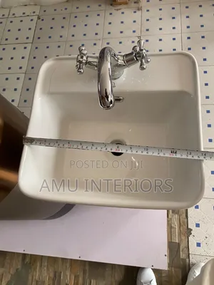 Free Standing Ceramic Pedestal Handwash Basin With Mixer Tap