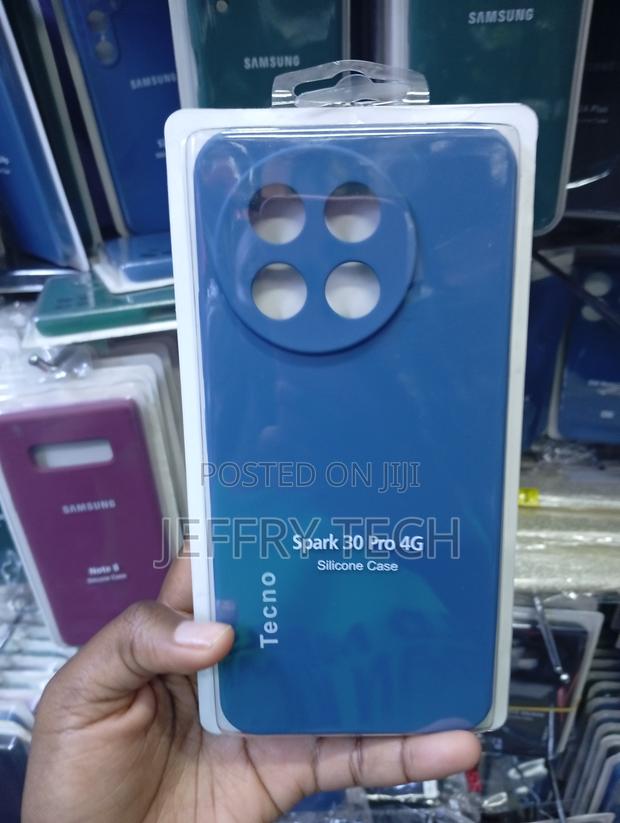Tecno Spark 30 Pro 4G, - main view
