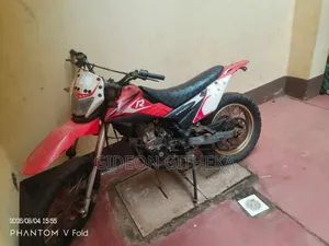 Raleigh 200cc 2010 Red
