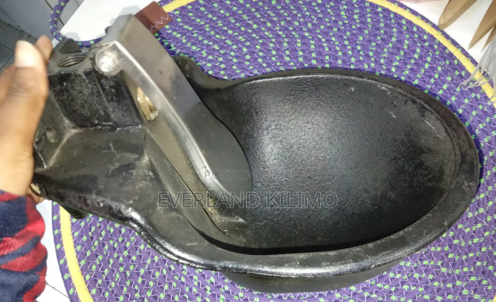 Livestock Cast Iron Drinker