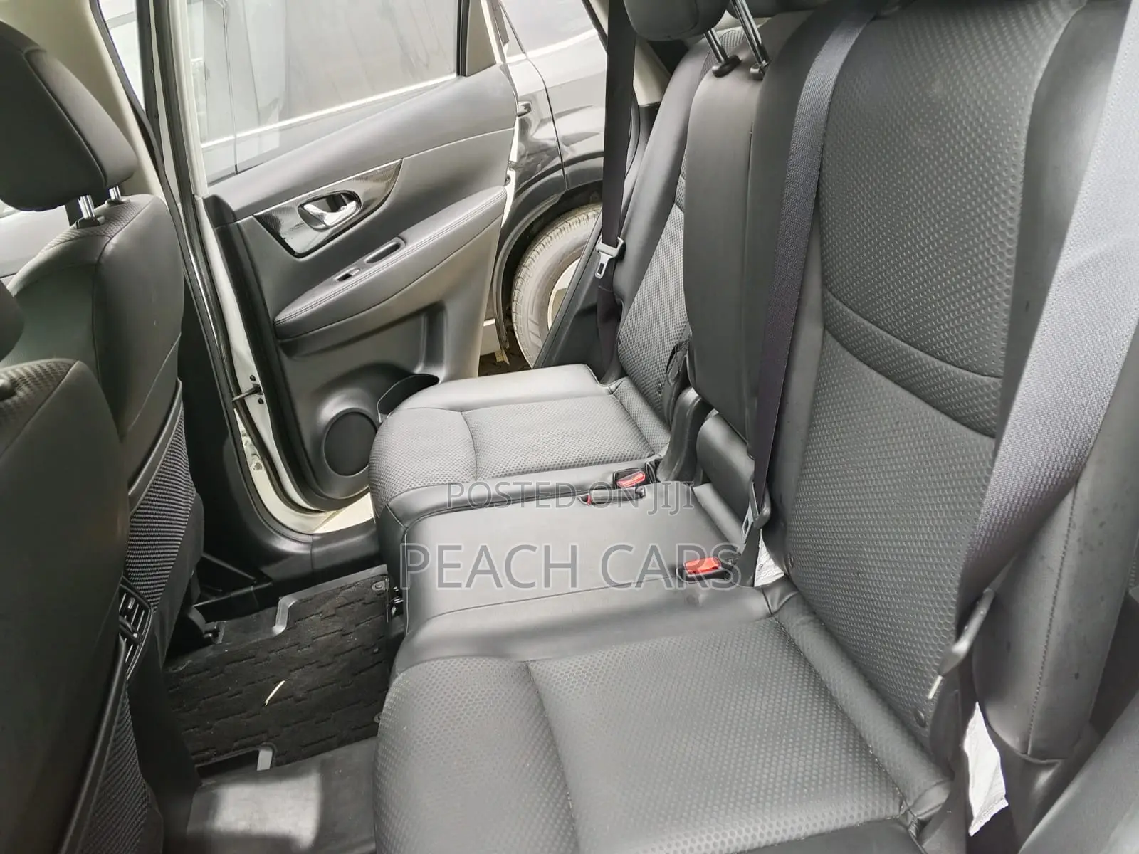Nissan X-Trail 2019 White