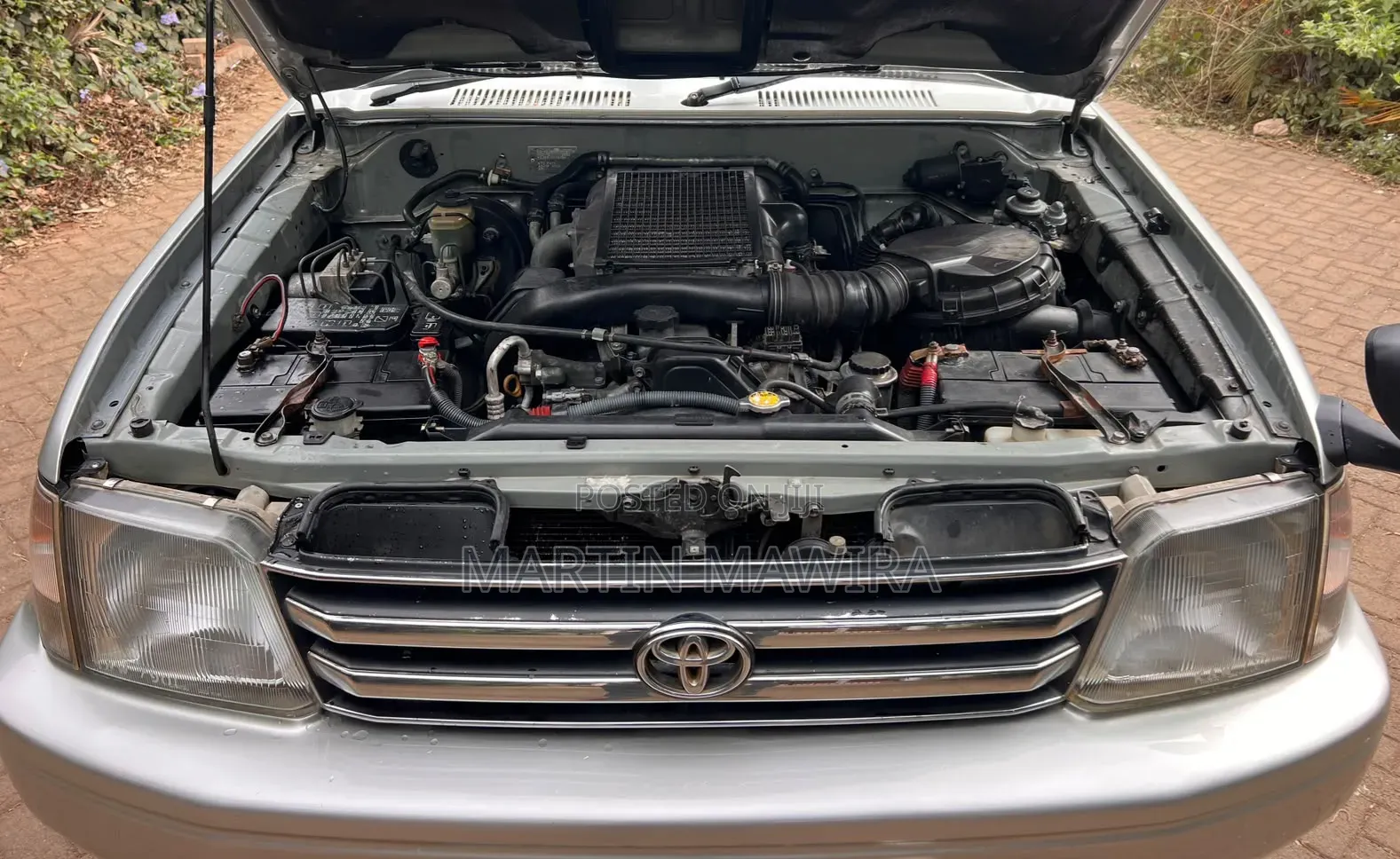 Toyota Land Cruiser Prado 2000 Silver