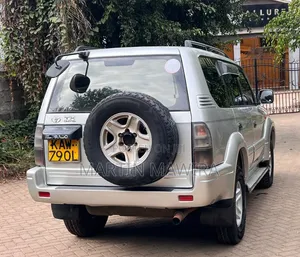 Toyota Land Cruiser Prado 2000 Silver