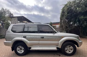 Toyota Land Cruiser Prado 2000 Silver