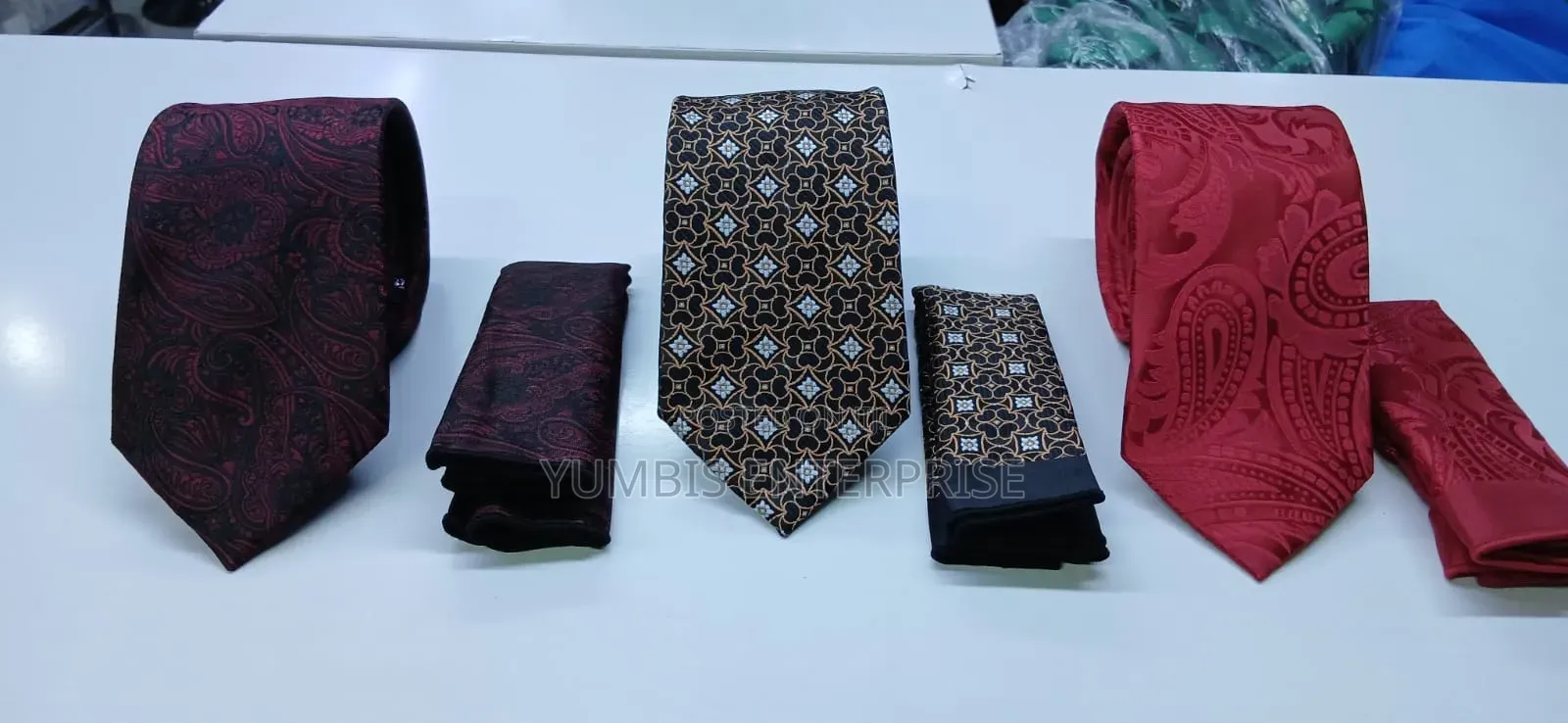 Quality Prints of Tie With Matching Pocket Squares at 700