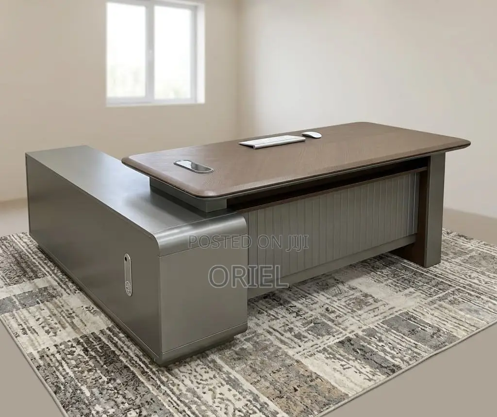 Office Desk : Luxury Executive Desk 1800MM