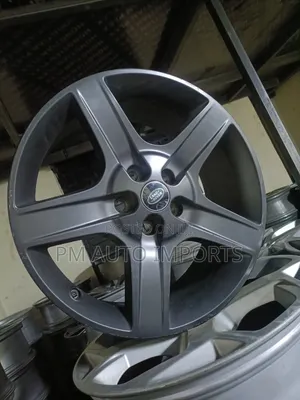 Range Rover Discovery Rims Size 20