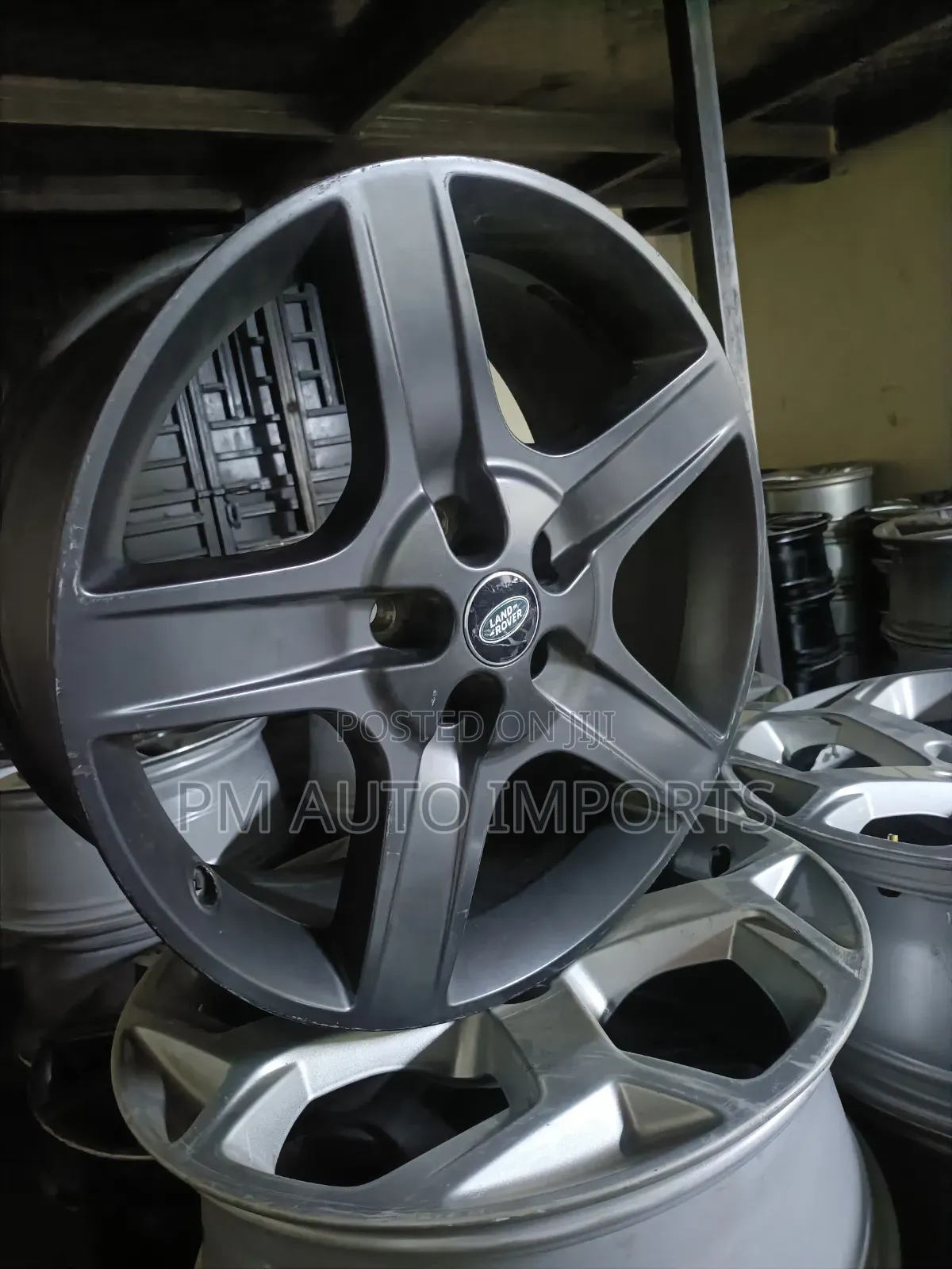 Range Rover Discovery Rims Size 20