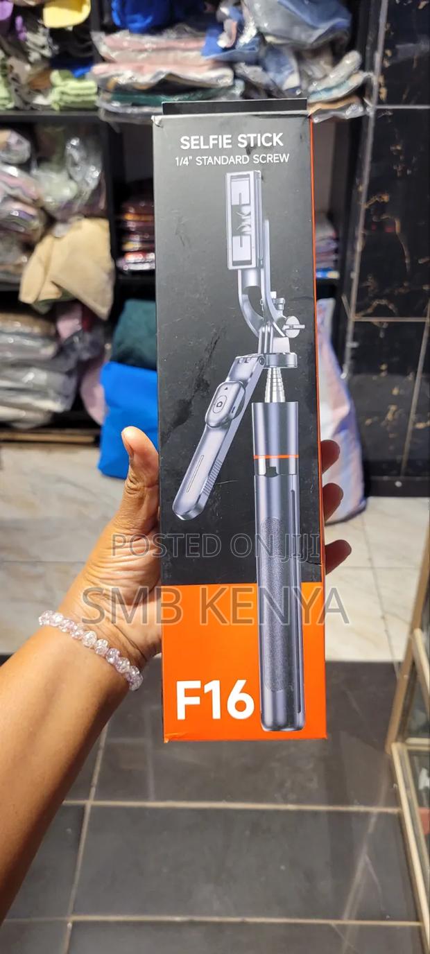 F16 Portable Selfie Stick Tripod