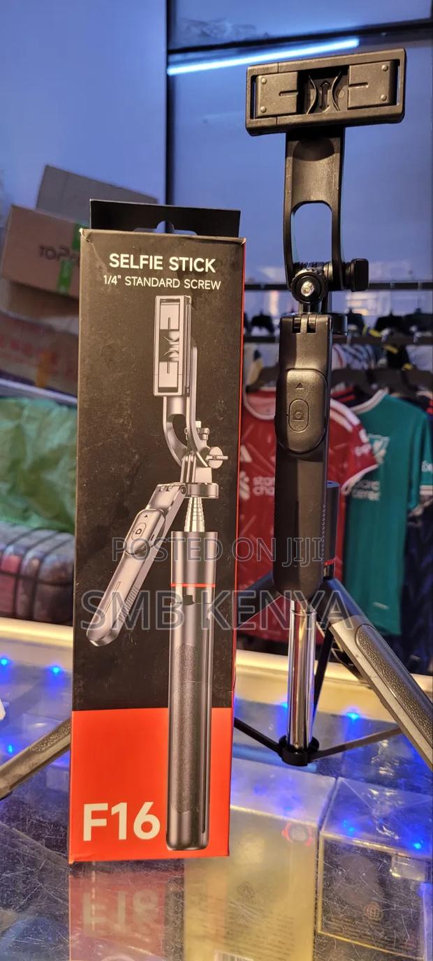F16 Portable Selfie Stick Tripod - thumbnail 2