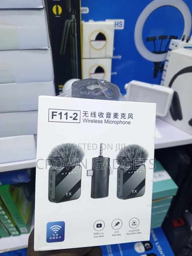 F11-2 Wireless Lavalier Mic Kit for iPhone, Android DSLR - thumbnail 3
