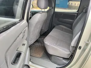 Toyota Hilux 2006 Silver