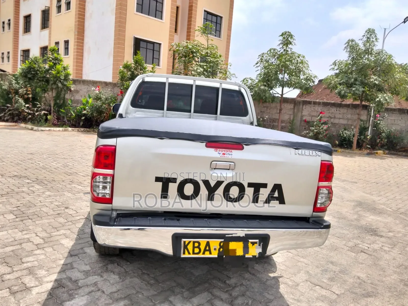 Toyota Hilux 2006 Silver